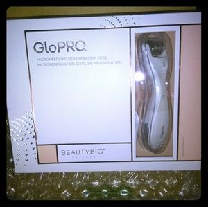 NIB GloPRO Microneedling Regeneration tool